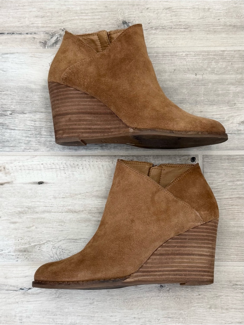 Lucky Brand Yakeena Chestnut Suede Wedge Ankle Boots
